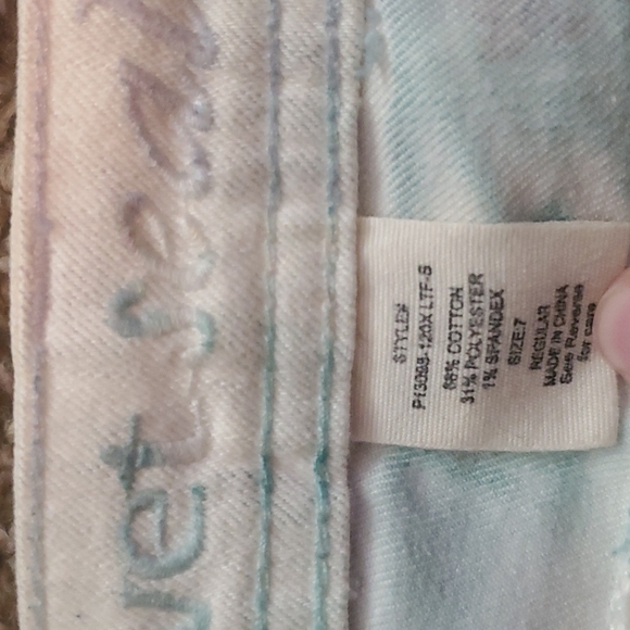 Wet seal, 7, White with purple, teal, pink and blue - Picture 3 of 3